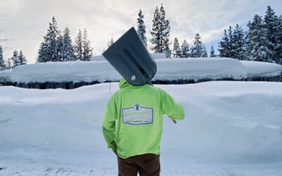 Mountain Minutes Snow: Keeping Snow Poles Clear